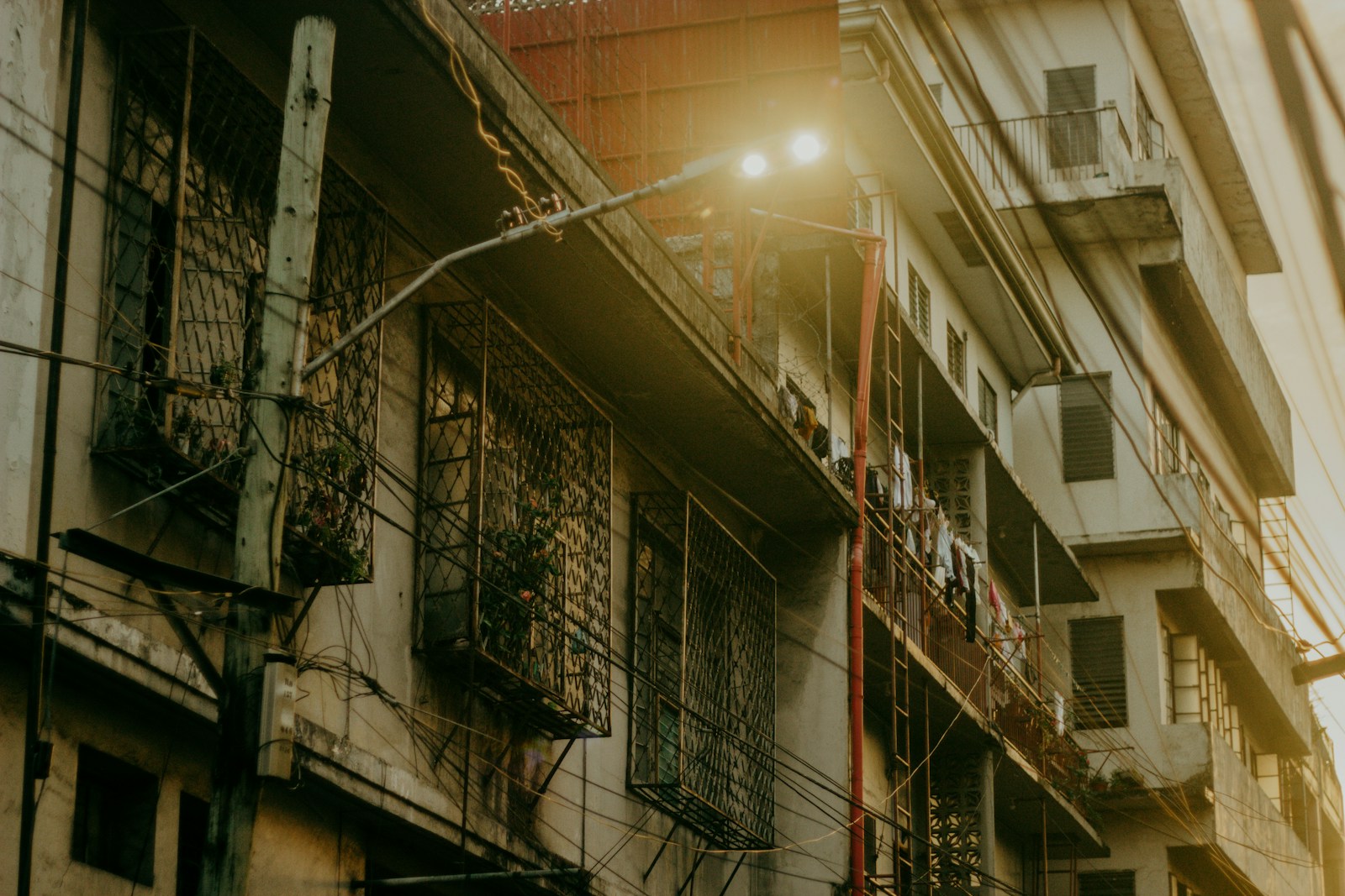 Architektur in Iloilo City – Reisezielmotiv zum Flughafen