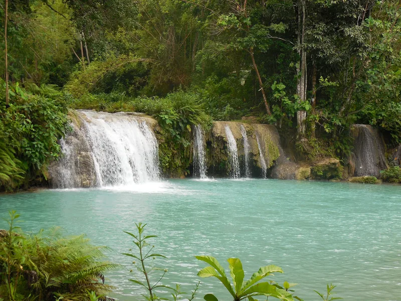 Cambugahay Falls auf Siquijor